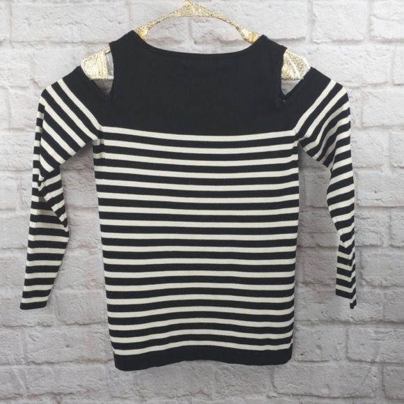 August silk women's Cold Shoulder Sweater - Picture 6 of 6